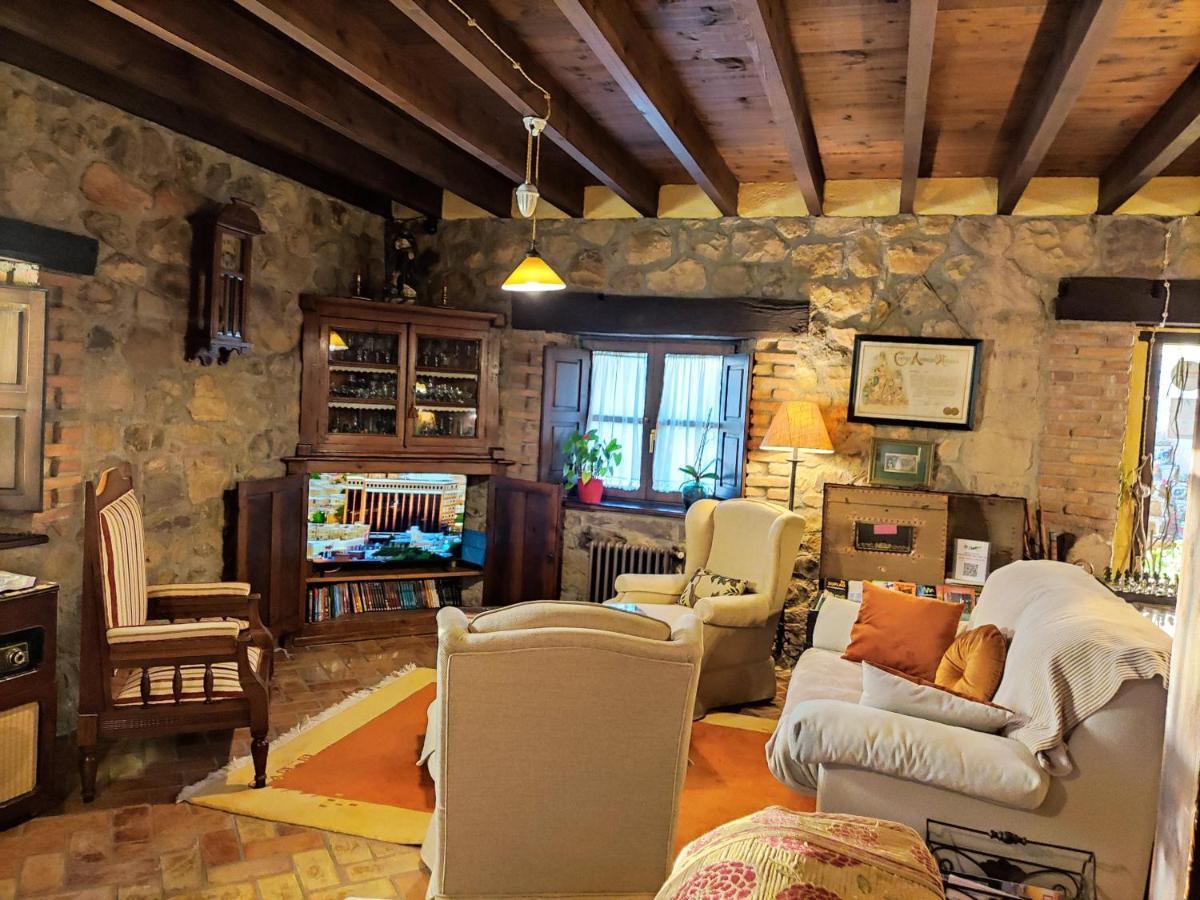 Heredad De La Cueste Llenin Exterior photo