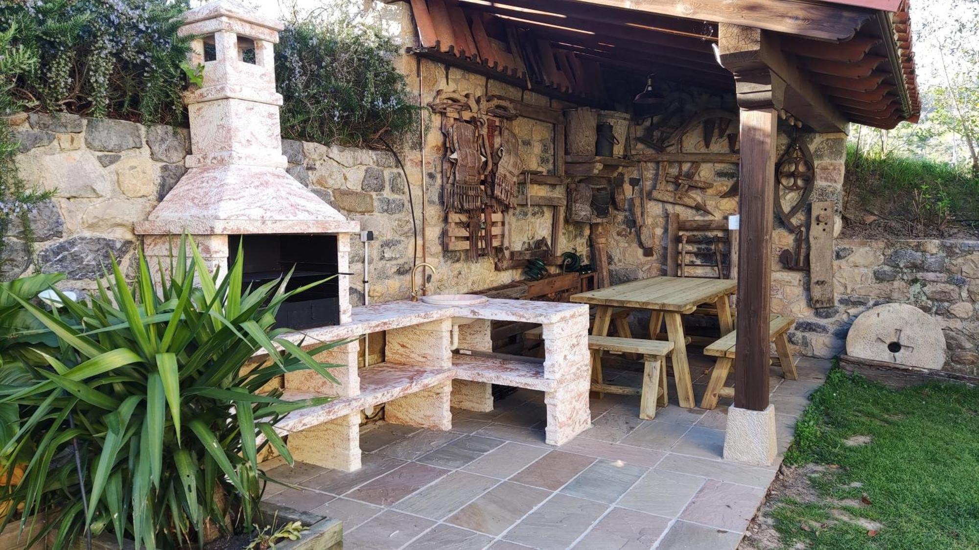 Heredad De La Cueste Llenin Exterior photo